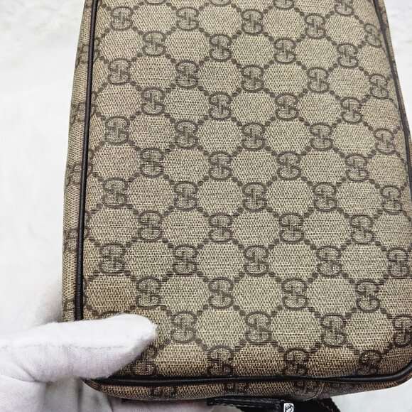 Gucci Supreme Leather Shoulder Bag - Picture 5 of 17